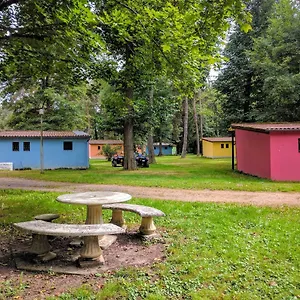 Les Plans Camping Saint-Clement (Allier)