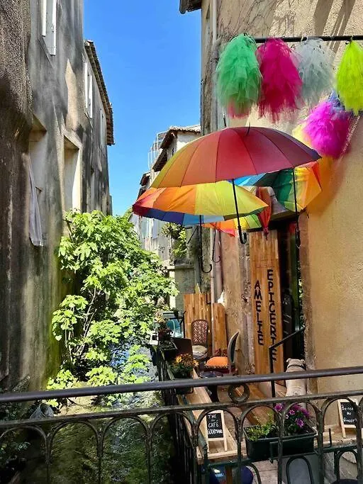 Lou Paseo : Appartement Brocante Centre Historique L'Isle-sur-la-Sorgue France