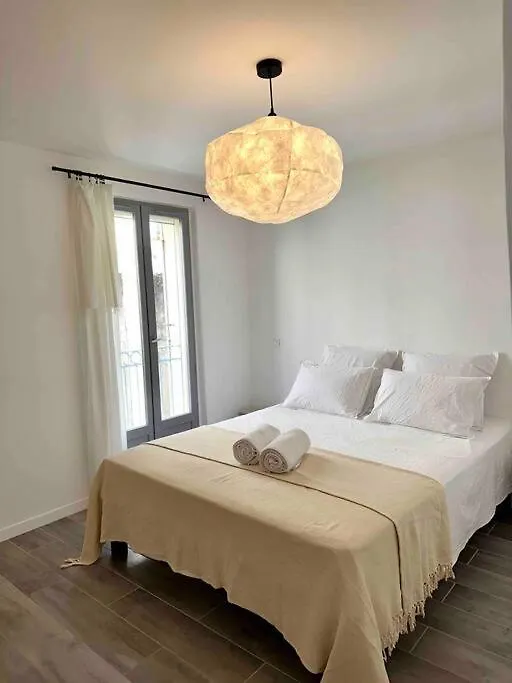 Lou Paseo : Appartement Brocante Centre Historique L'Isle-sur-la-Sorgue France